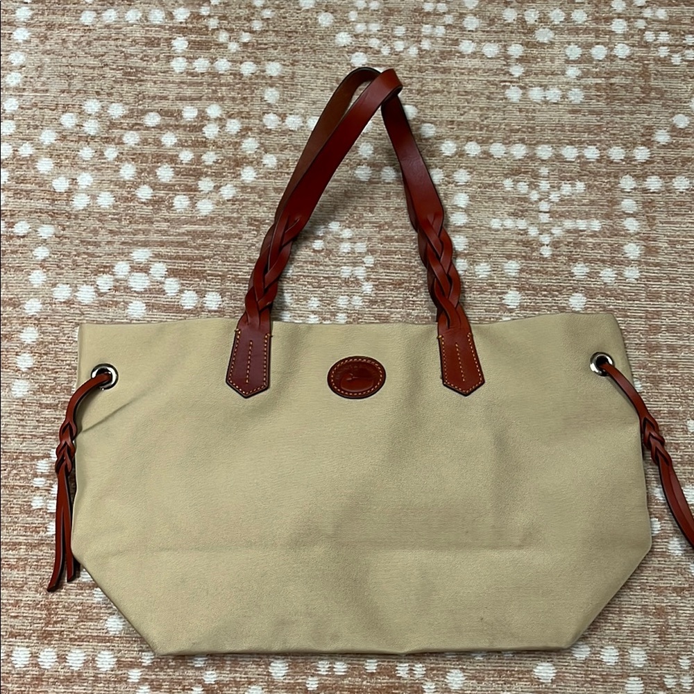 Dooney & Bourke tote bag